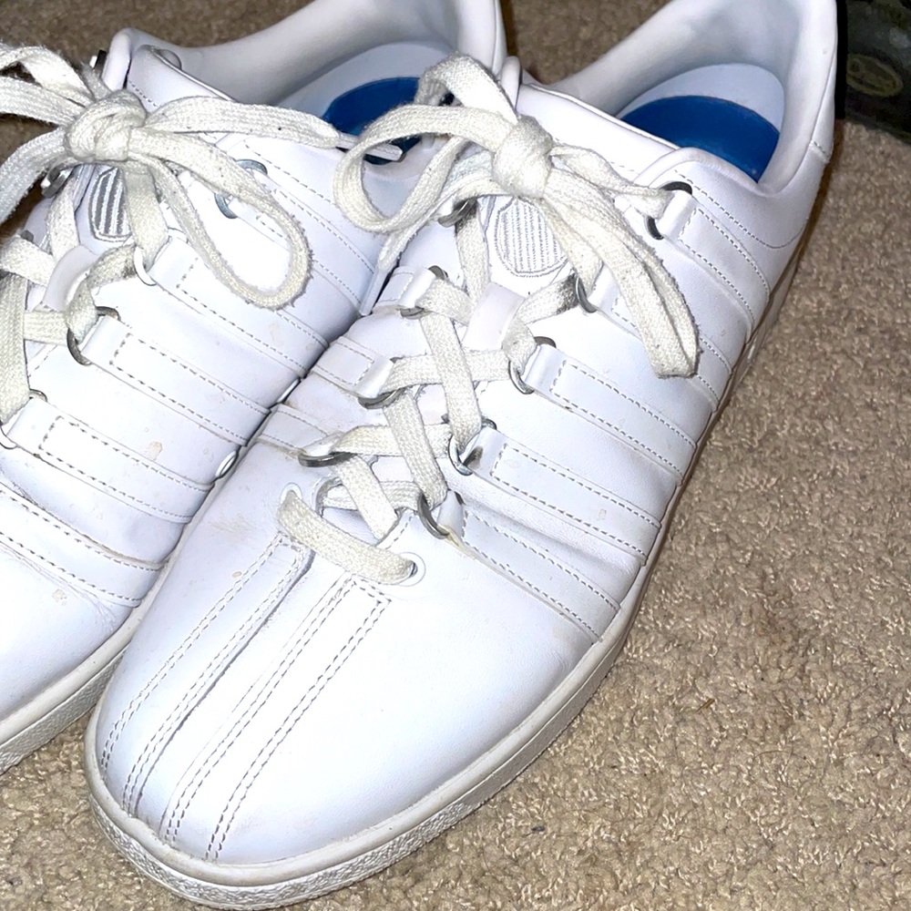 Great condition K Swiss classics. Mens size 12 - Picture 4 of 4